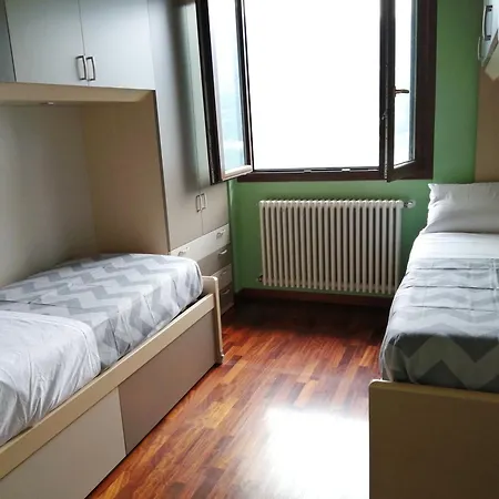 Between Mountains And Hébergement de vacances *