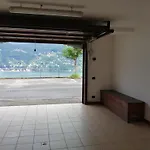 Σπίτι διακοπών Between Mountains And *
