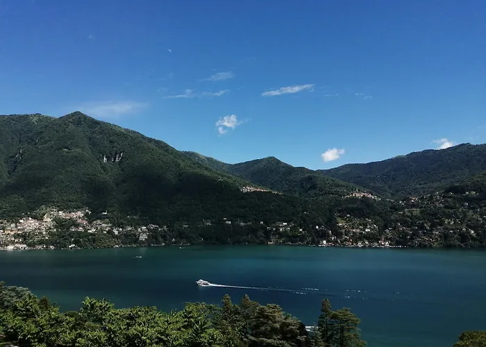 Between Mountains&lake * Carate Urio